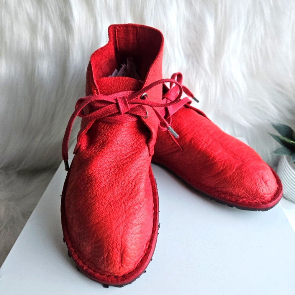 Gaucho Ninja Barefoot Pals Red Leather Bootie
